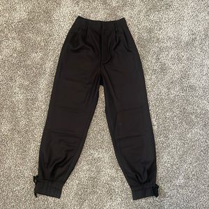 H&M high waisted tapered pant